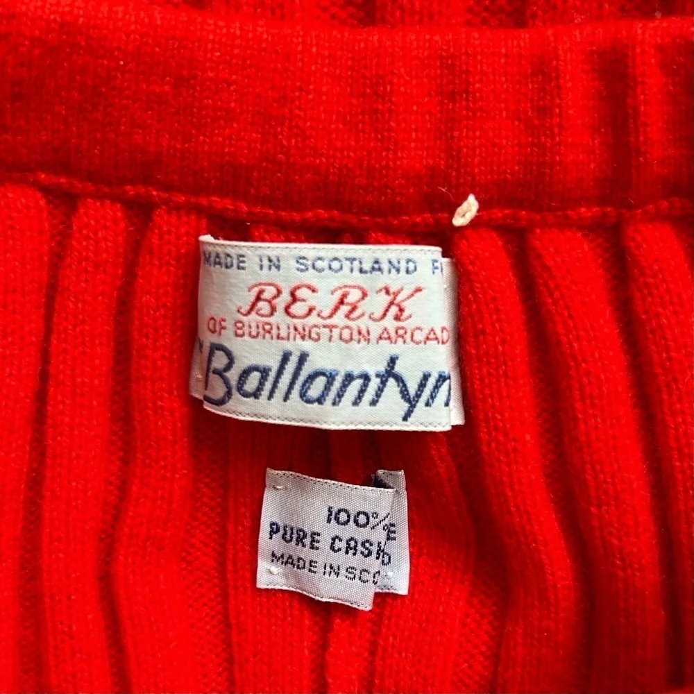Vintage 1970s Ballantyne Berk of Burlington Arcade Scotland Red Cashmere Skirt S